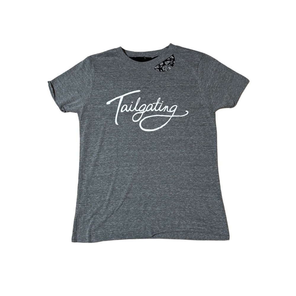 Chillionaire Football Season “Tailgating” T-Shirt NFL - Picture 5 of 7